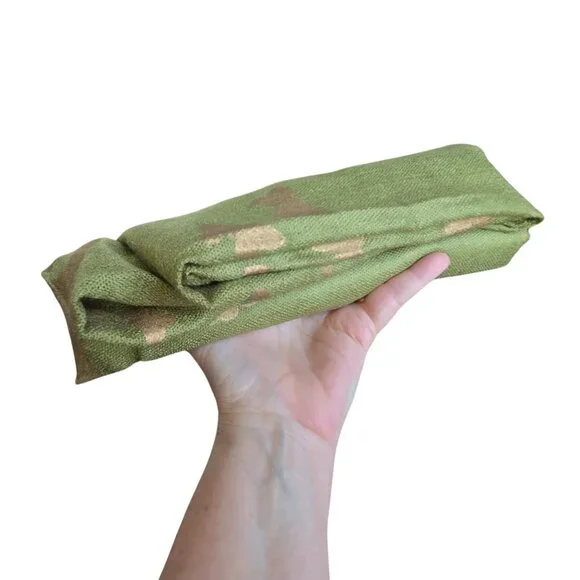 Pakistani NIDA AZWER ATELIER Scarf, Stole, Wrap 78 x 28 Green Gold Butterflies - Picture 8 of 12